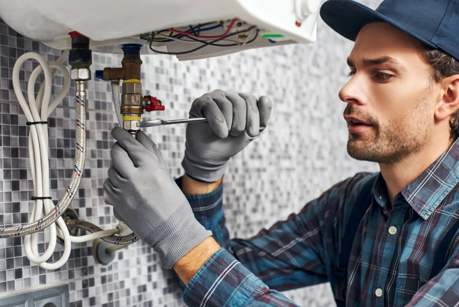 Sanitär- und Elektroinstallationen